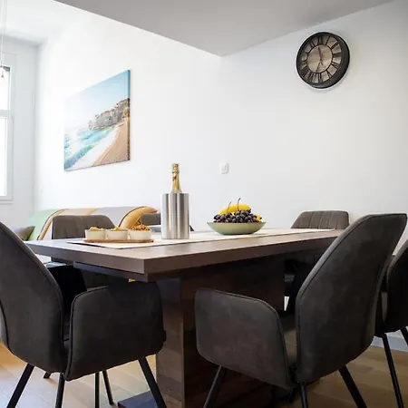 Apartment-krzelj-suite 아파트